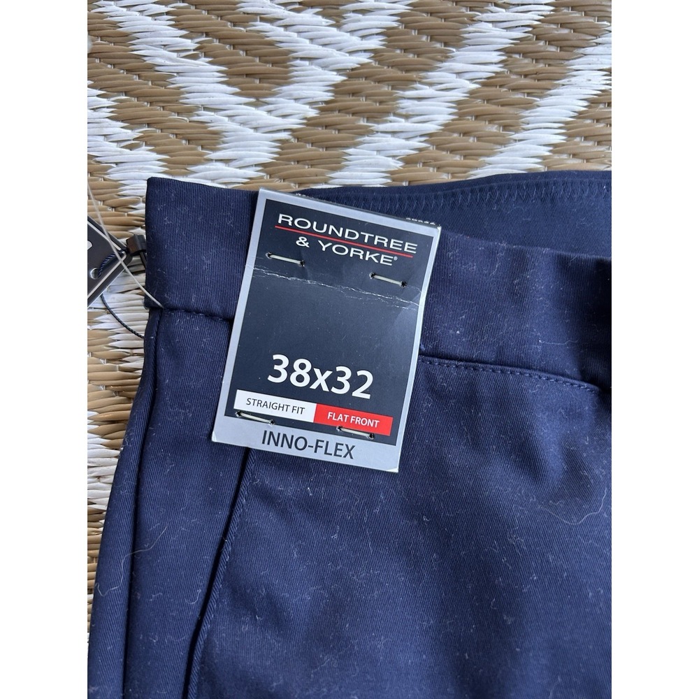 New Roundtree & Yorke Inno-Flex straight-fit, flat-front pants in size 38x32